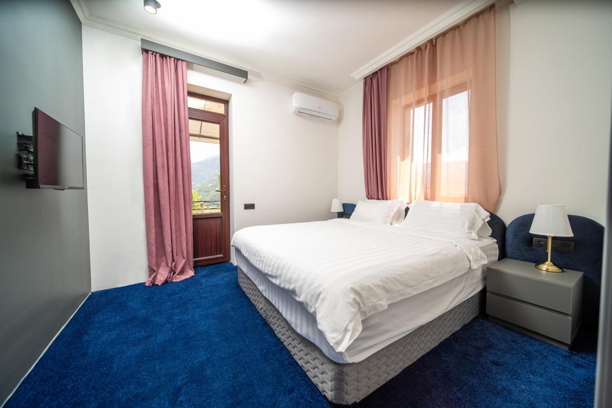 Kefilyan Family Hotel Sanain Eksteriør bilde