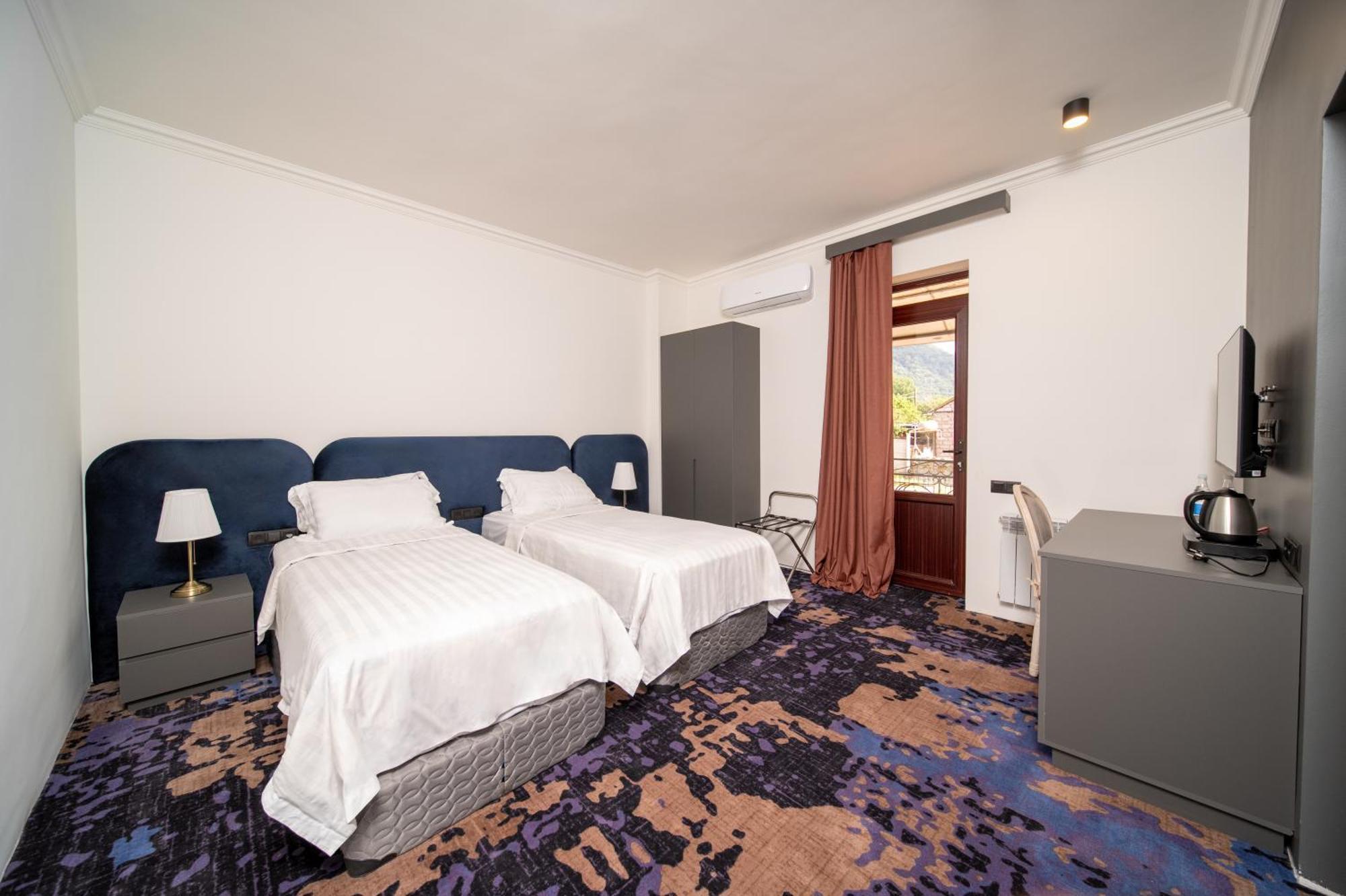 Kefilyan Family Hotel Sanain Eksteriør bilde