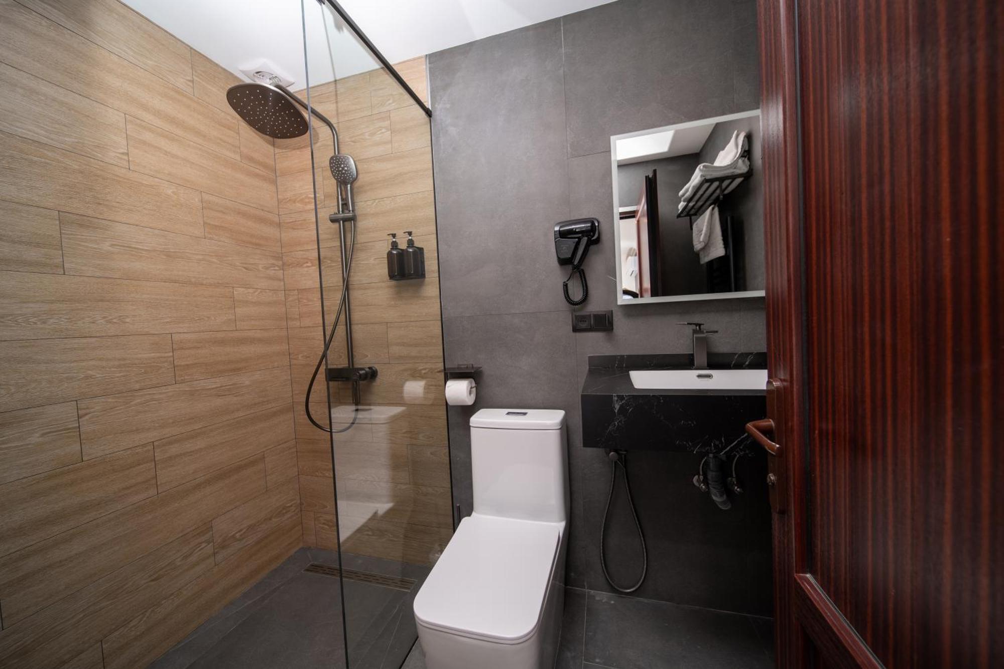 Kefilyan Family Hotel Sanain Eksteriør bilde