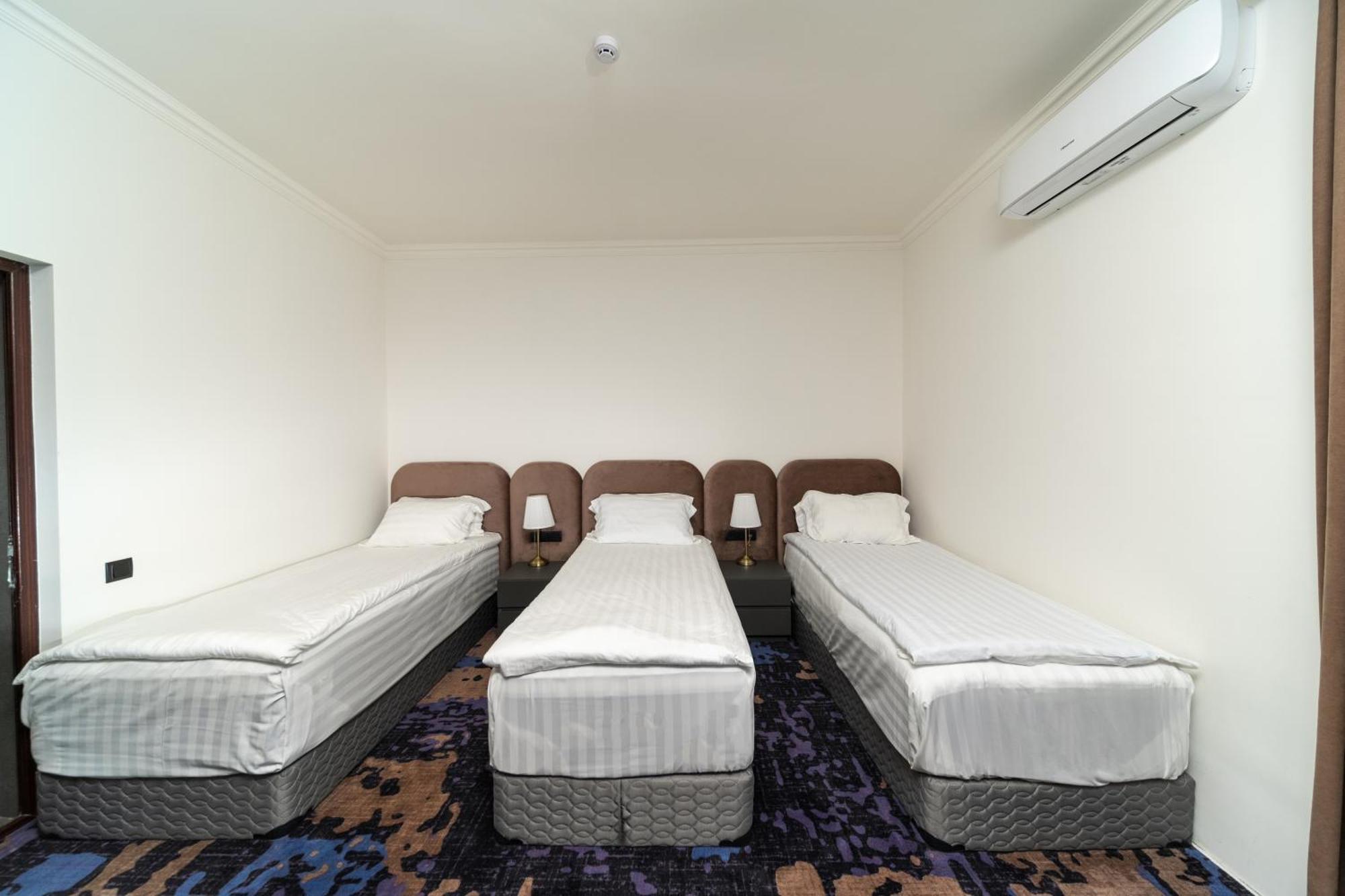 Kefilyan Family Hotel Sanain Eksteriør bilde