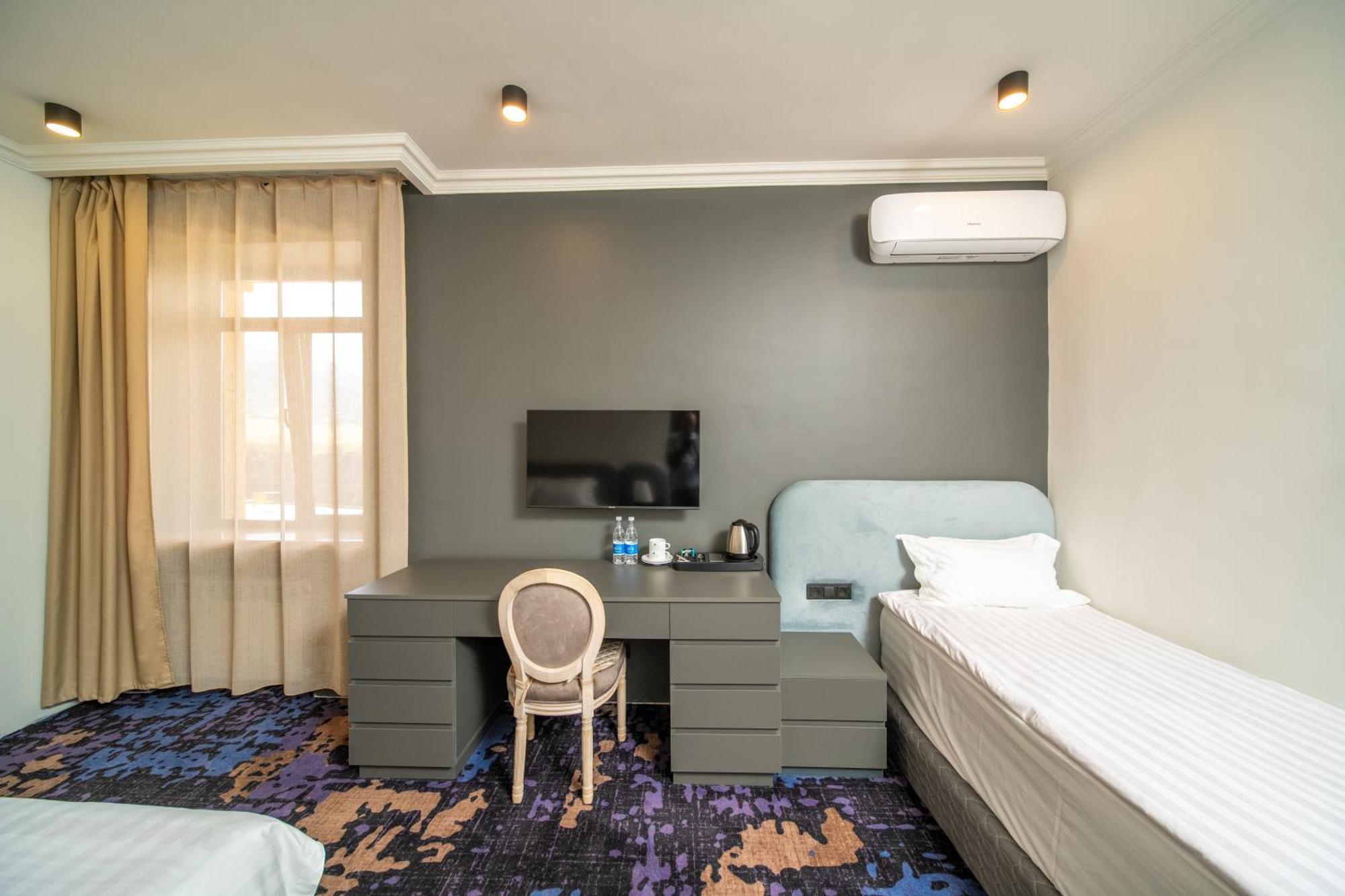 Kefilyan Family Hotel Sanain Eksteriør bilde