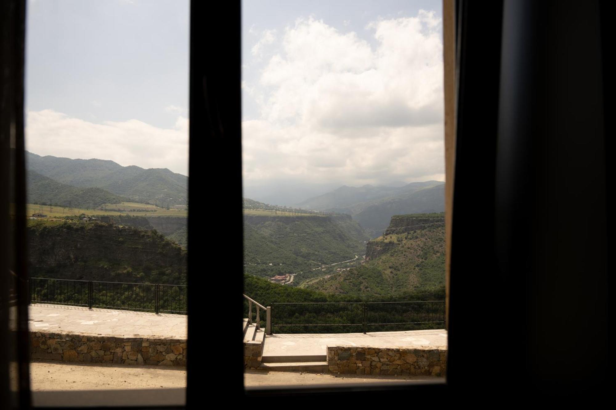 Kefilyan Family Hotel Sanain Eksteriør bilde
